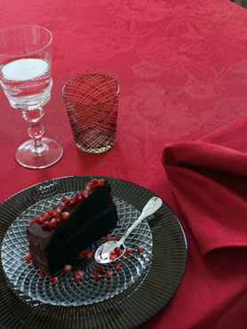 Pivoine Morello Cherry Tablecloth