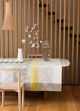 Sakura Litchi Tablecloth
