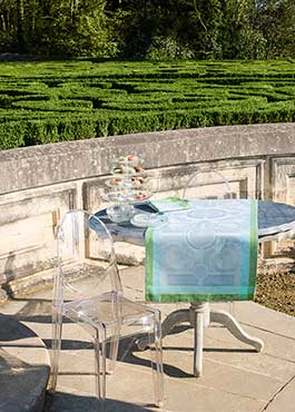 Jardin Royal Runner Blue Fountain