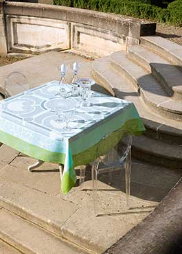 Jardin Royal Blue Fountain