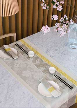 Sakura Litchi Runners