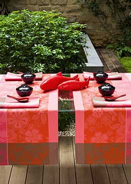 Sakura Camelia Red Runners