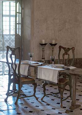 Seville Jasmine Runner